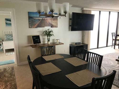 Apartamento Direct Ocean Front Condo With Magnificent Sunrises
