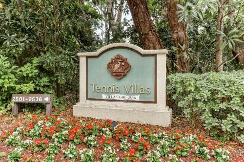 Tennis Villas III