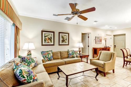 Tennis Villas III