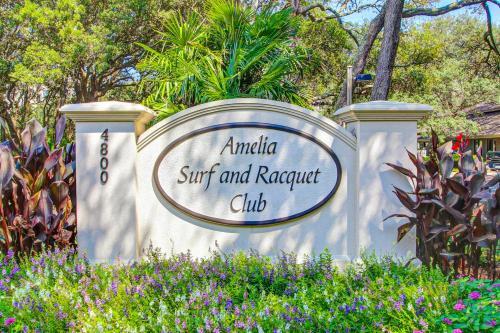 Amelia Surf And Racquet II