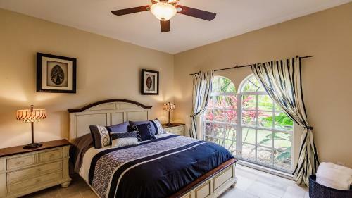 Villa Tropicana - Luxury With Pool