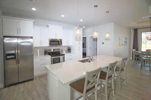 Villa Skyline Cape Coral, Private Heated Pool And Spa