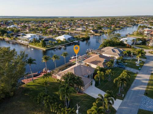 Custom Infinity Pool & Spa With Kayaks - Villa Bella Del Sol - Roelens Vacations