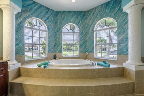 Villa Reel Serenity - Cape Coral - Roelens Vacations