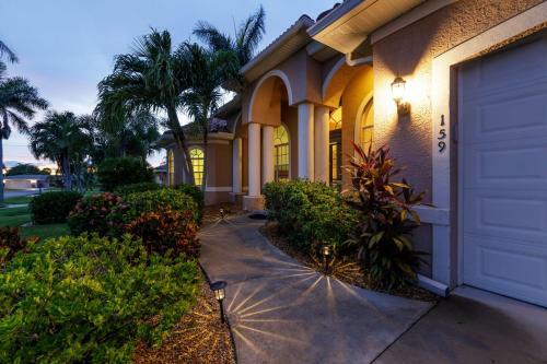 Villa Reel Serenity - Cape Coral - Roelens Vacations