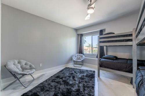 Villa Whispering Palms - Cape Coral - Roelens Vacations