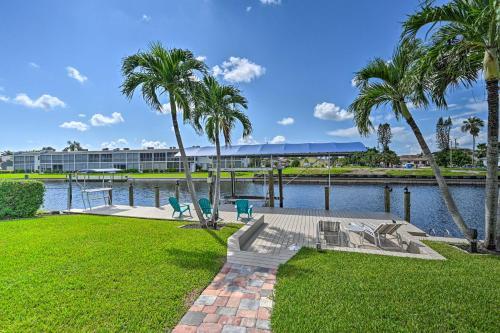 Canalfront Escape With Kayaks, 2 Mi To Beach!