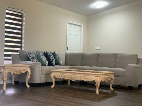 Villa Family Friendly ? Waterfront Home ? Minutes To Downtown