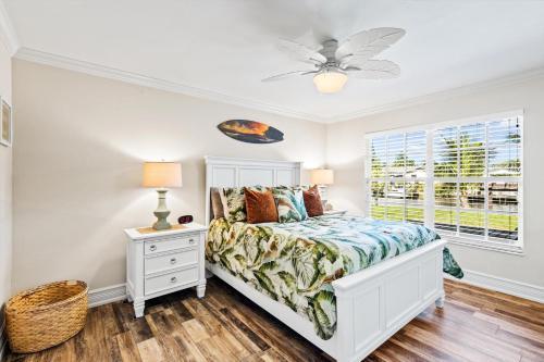 Direct Access Waterfront Villa With Heated Pool & Spa Edgewater Escape Roelens Vacations