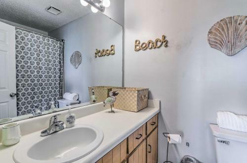 Gulf Breeze Townhome 6 Mi To Pensacola Beach
