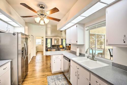 Breezy Cape Coral Oasis, Covered Lanai And Bbq