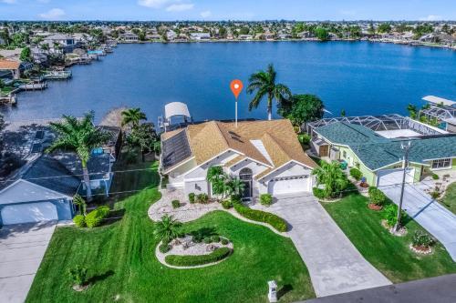 Lake House Retreat