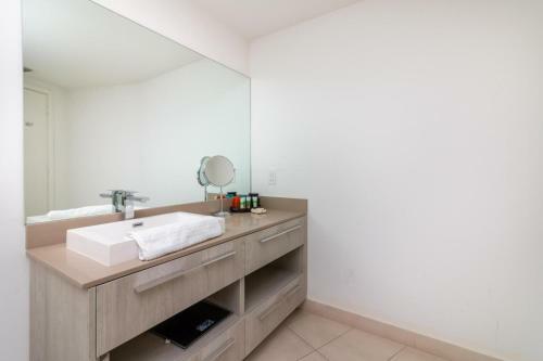 Apartamento Ocean View Corner Unit Rental Hyde Beach Resort 27th Floor Miami
