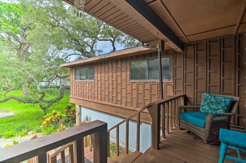 Tranquil Home With Private Yard And Fishing Dock!