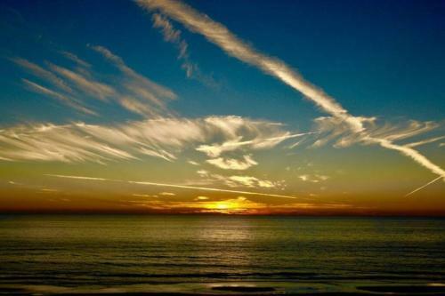 Apartamento 10 Steps To The Beach Couples Retreat