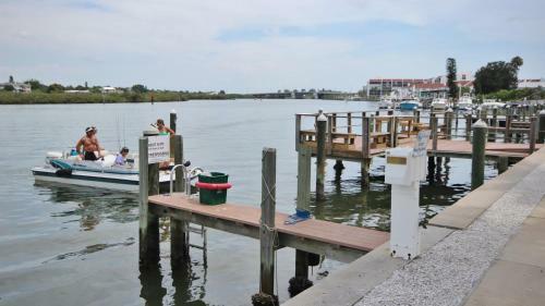 Barefoot Beach Resort By Teeming Vacation Rentals
