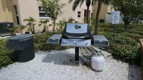 Barefoot Beach Resort By Teeming Vacation Rentals