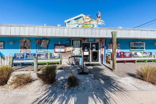 Charming Beach Front Cottage With Stunning Unset Views Pets Are Welcome Here Bella11