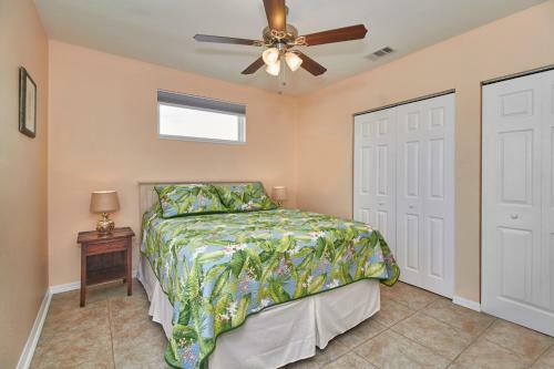 Charming Beach Cottage With Stunning Unset Views Pets Are Welcome Here Bella8