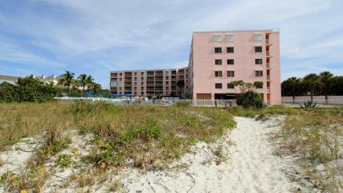 Reef Club By Teeming Vacation Rentals