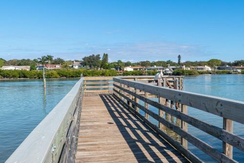 Apartamento Fabulous Upscale Condo Just Steps To The Beach Dr204