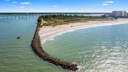 Apartamento Fabulous Upscale Condo Just Steps To The Beach Dr204