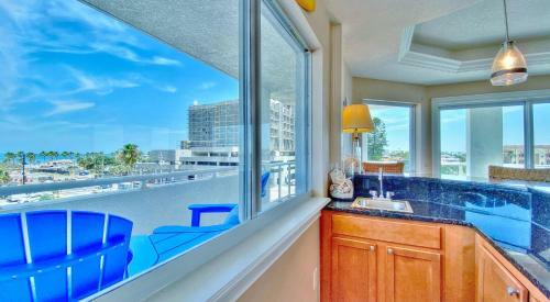 Sun West Palms By Teeming Vacatin Rentals