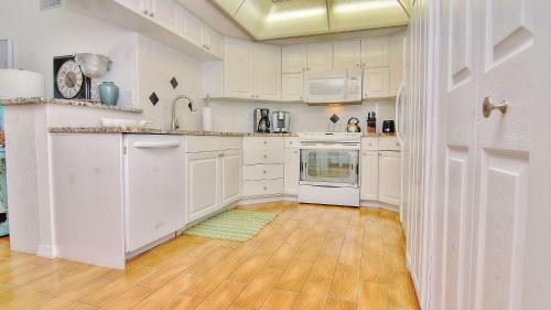Beach Palms By Teeming Vacation Rentals
