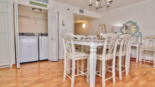 Beach Palms By Teeming Vacation Rentals