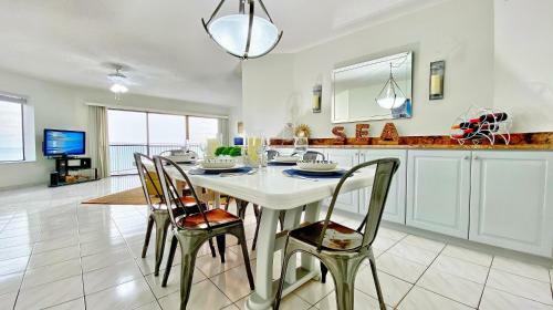 Beach Palms By Teeming Vacation Rentals