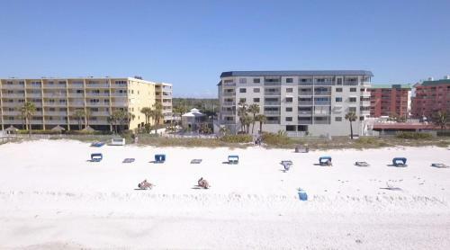 Beach Palms By Teeming Vacation Rentals