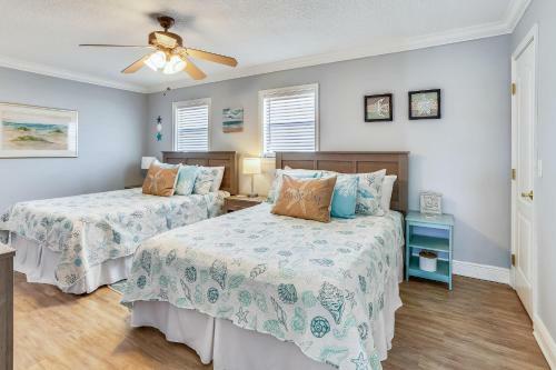 Sea Shell 14 - New! Beautifully Remodeled Townhouse With Beach Access!