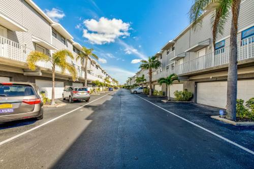 Sea Shell 14 - New! Beautifully Remodeled Townhouse With Beach Access!
