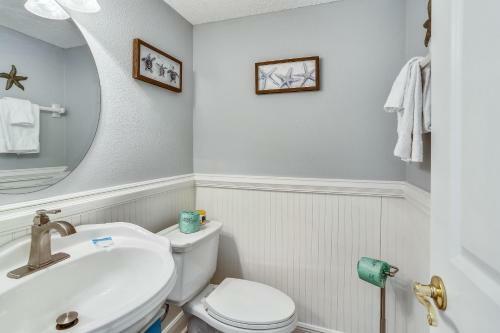 Sea Shell 14 - New! Beautifully Remodeled Townhouse With Beach Access!