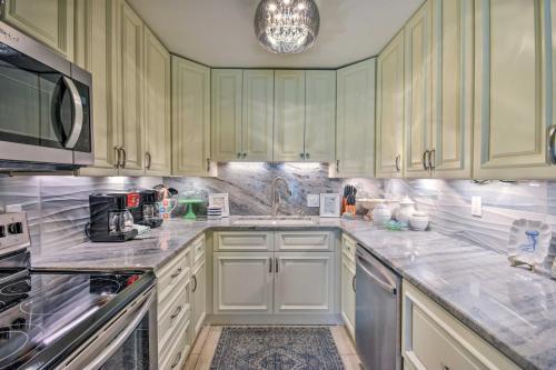 Fort Walton Beach Cottage With Private Yard!