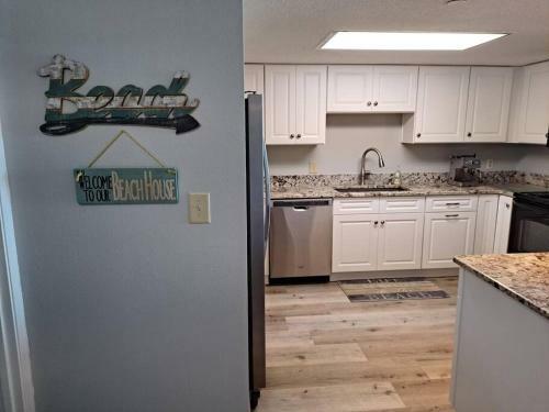 Apartamento Serene Penthouse On The Gulf! Beach View +sound!