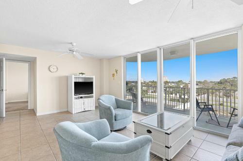 Dune Pointe 403