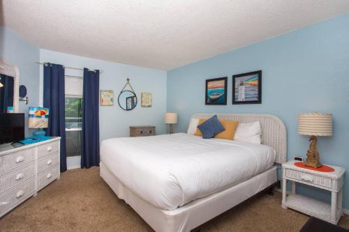 Islander Beach Resort Unit 201