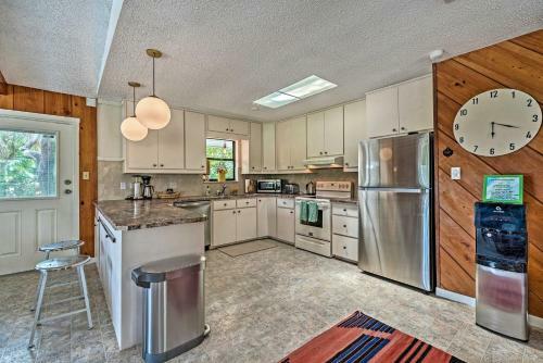 Old Homosassa Secluded Getaway With Private Island