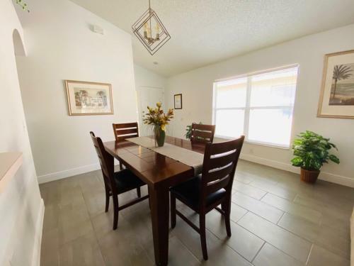 Southern Dunes For Golf Lovers! Home