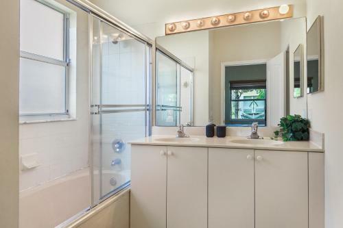 Apartamento King Bed Suite Near The Keys, Key Largo W/pool+