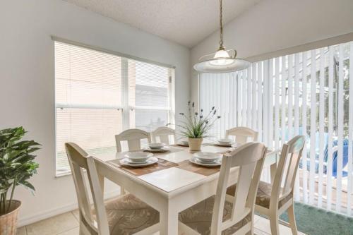 Southern Dunes Home Lake Views! Home