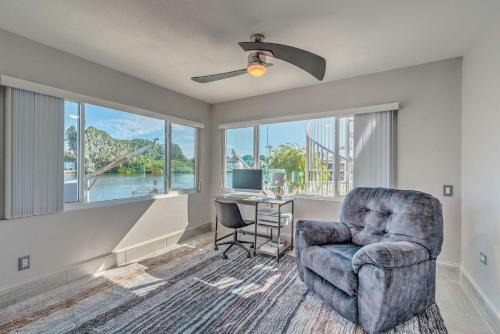 Canalfront Home Kayakers Paradise With Deck!