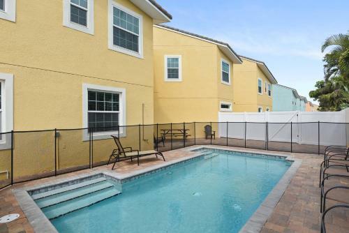 Fortebello Beachside - 162 With Private Pool