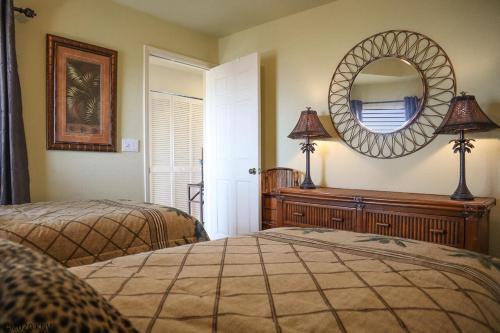 Hibiscus Pointe 764 By Kathy Nesbit Vacations