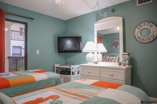 Santa Maria 103 By Kathy Nesbit Vacations