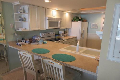 Eden House 402 By Kathy Nesbit Vacations