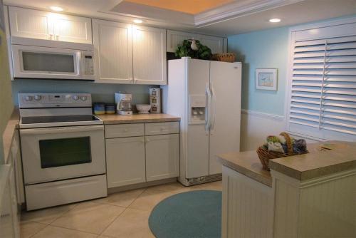 Eden House 402 By Kathy Nesbit Vacations