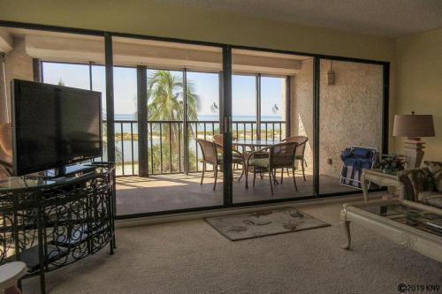 Eden House 306 By Kathy Nesbit Vacations