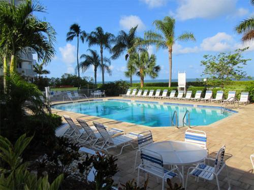 Estero Beach & Tennis 1108a By Kathy Nesbit Vacations